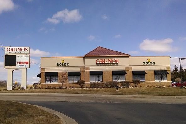 801 N Perryville Rd, Rockford, IL 61107